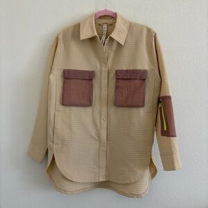 Lululemon Grid Fleece Hiking Overshirt Womens Size 6 Prosecco/Pink Clay